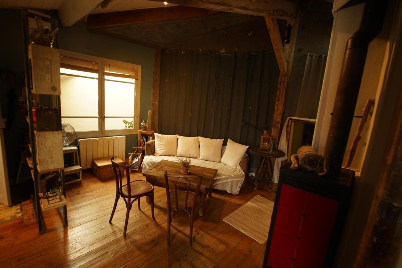 Le Refuge Ceretan, Grand Et Bel Appartement Mansarde En Plein Centre Kültér fotó